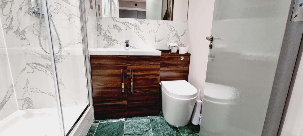 Double King Suite, Canary Wharf Waterfront Londra Dış mekan fotoğraf