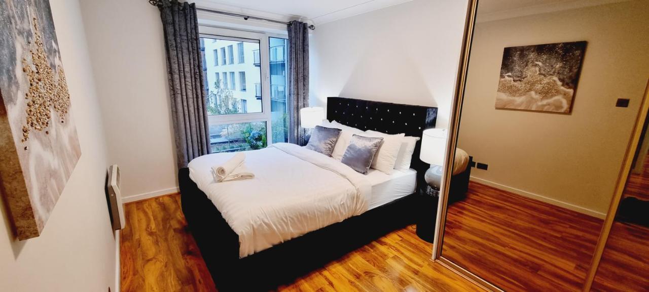 Double King Suite, Canary Wharf Waterfront Londra Dış mekan fotoğraf