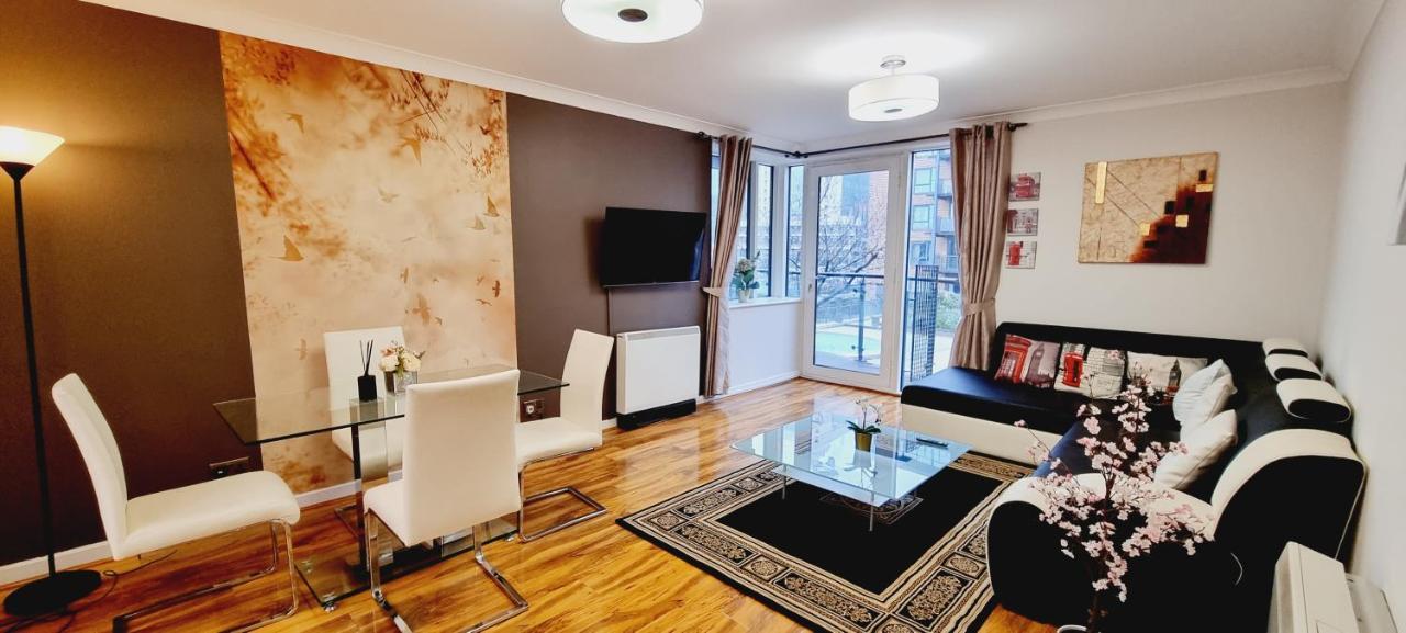 Double King Suite, Canary Wharf Waterfront Londra Dış mekan fotoğraf